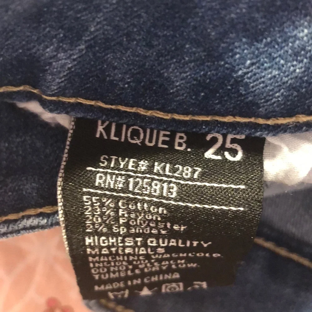 KLIQUE  B 25 GUC blue jean  shorts
